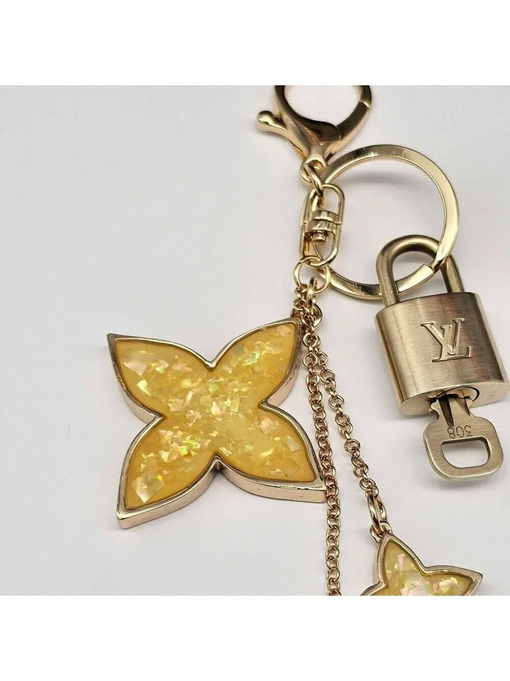 LV Gold Padlock 🔑 Authentic Louis Vuitton Charm + Unbranded Flower Keychain_7